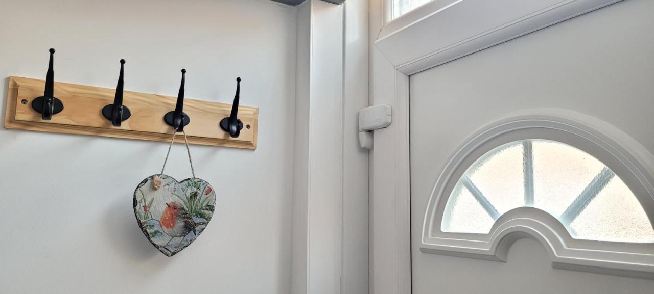 Sutherland St - 2 Bed Home With Free Parking York Exteriör bild